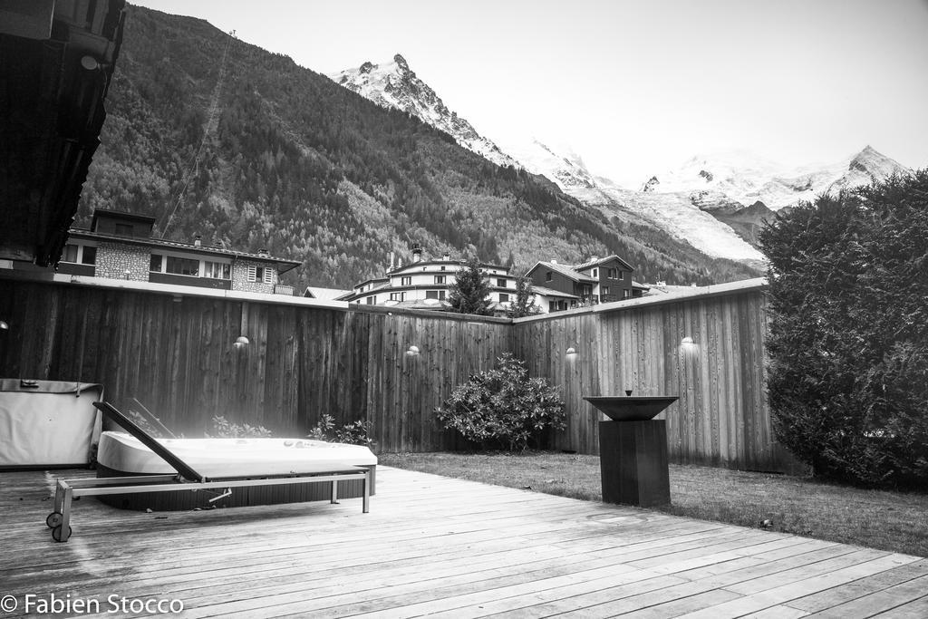 Apartment Au Bon Coin - Luxury Chamonix Hidden Haven, Mont Blanc View, Hot Tub And Garden Dış mekan fotoğraf