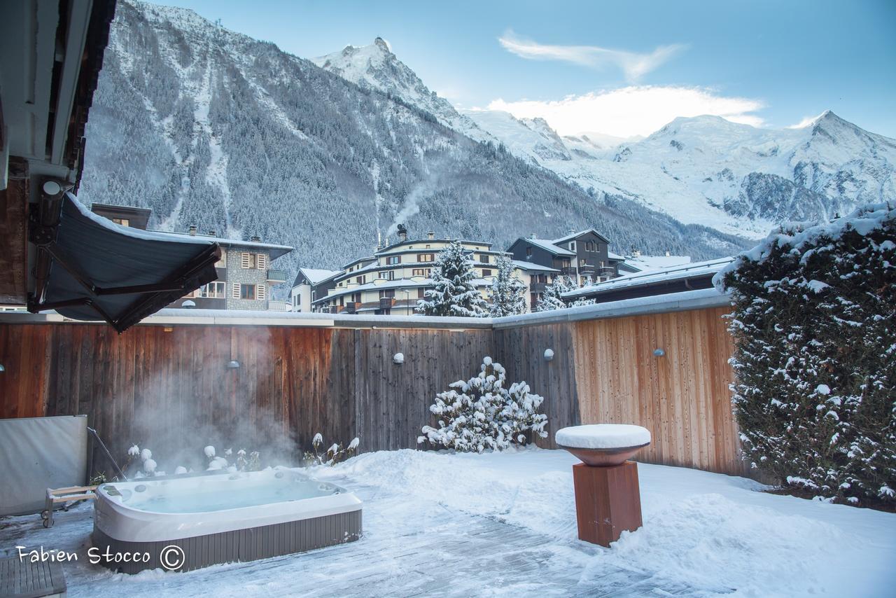 Apartment Au Bon Coin - Luxury Chamonix Hidden Haven, Mont Blanc View, Hot Tub And Garden Dış mekan fotoğraf