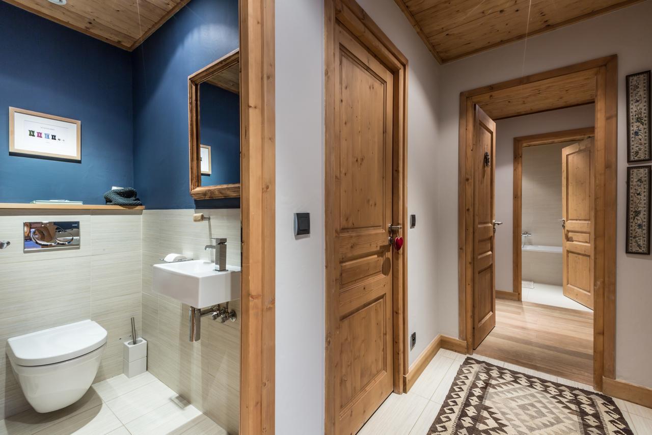 Apartment Au Bon Coin - Luxury Chamonix Hidden Haven, Mont Blanc View, Hot Tub And Garden Dış mekan fotoğraf